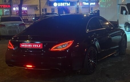 Mercedes-Benz CLS, 2015 год, 2 500 000 рублей, 2 фотография