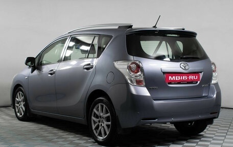 Toyota Verso I, 2012 год, 915 000 рублей, 7 фотография