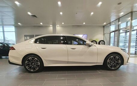 BMW 5 серия, 2025 год, 8 320 000 рублей, 5 фотография
