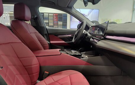 BMW 5 серия, 2025 год, 8 320 000 рублей, 12 фотография