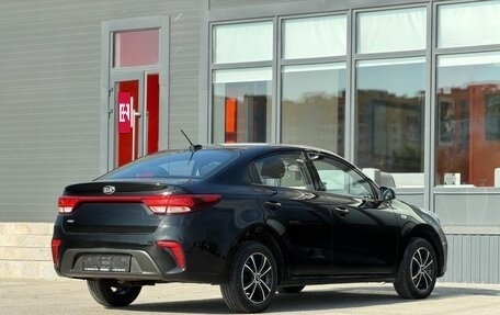 KIA Rio IV, 2020 год, 1 385 000 рублей, 10 фотография