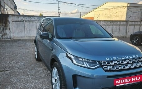 Land Rover Discovery Sport I рестайлинг, 2022 год, 4 000 000 рублей, 3 фотография