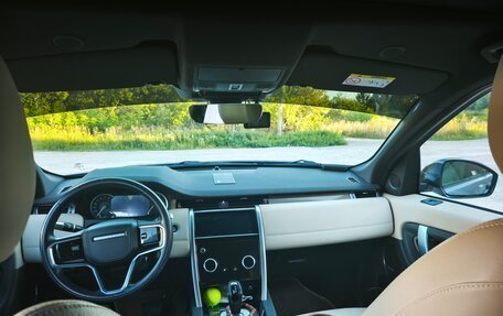 Land Rover Discovery Sport I рестайлинг, 2022 год, 4 000 000 рублей, 10 фотография