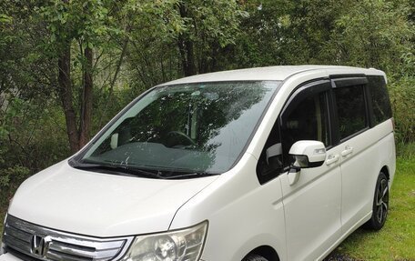 Honda Stepwgn IV, 2012 год, 1 230 000 рублей, 3 фотография