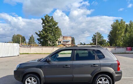 Hyundai Tucson III, 2008 год, 695 000 рублей, 2 фотография