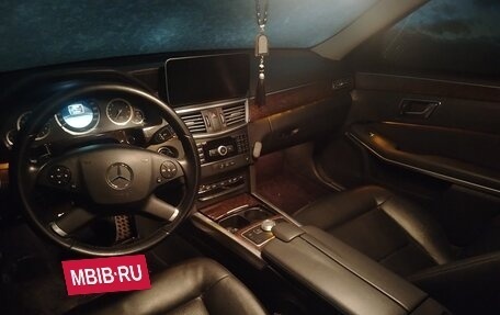 Mercedes-Benz E-Класс, 2012 год, 1 550 000 рублей, 3 фотография