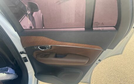 Volvo XC90 II рестайлинг, 2017 год, 2 990 000 рублей, 12 фотография