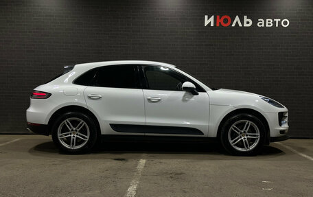 Porsche Macan I рестайлинг, 2021 год, 5 720 000 рублей, 4 фотография