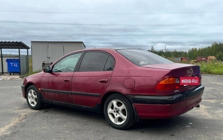 Toyota Avensis III рестайлинг, 1998 год, 205 000 рублей, 3 фотография