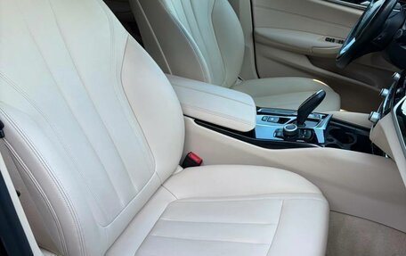 BMW 5 серия, 2018 год, 2 690 000 рублей, 10 фотография