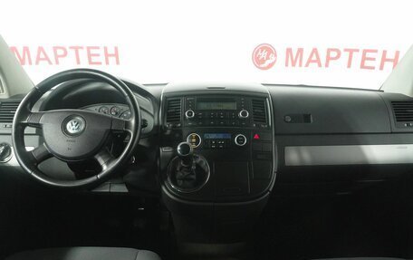 Volkswagen Multivan T5, 2008 год, 1 285 000 рублей, 16 фотография
