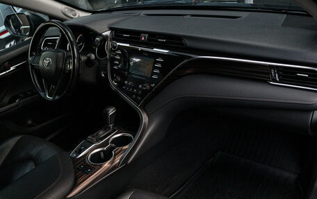 Toyota Camry, 2019 год, 2 990 000 рублей, 7 фотография