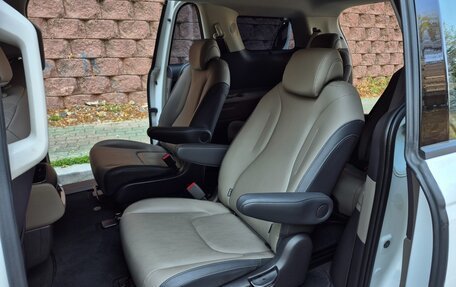 KIA Carnival, 2024 год, 6 096 000 рублей, 17 фотография