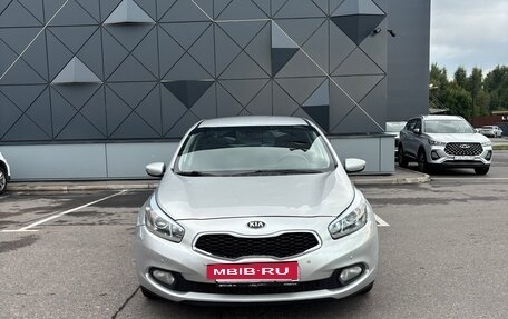 KIA cee'd III, 2015 год, 900 000 рублей, 2 фотография