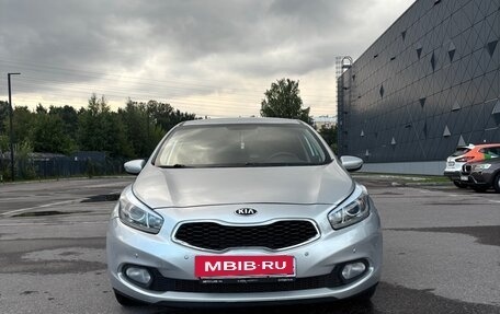 KIA cee'd III, 2015 год, 900 000 рублей, 15 фотография