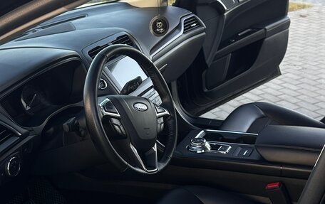 Ford Fusion (North America) II, 2018 год, 1 800 000 рублей, 11 фотография