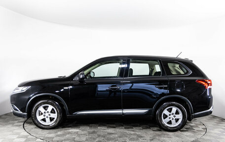 Mitsubishi Outlander III рестайлинг 3, 2016 год, 1 649 000 рублей, 8 фотография