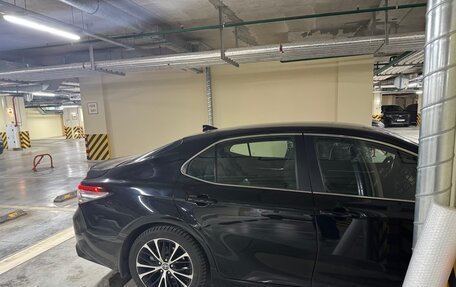 Toyota Camry, 2020 год, 2 200 000 рублей, 7 фотография