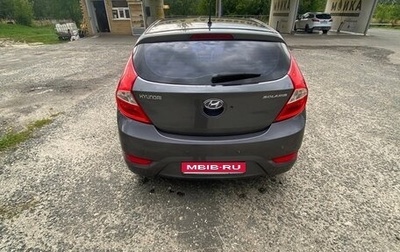 Hyundai Solaris II рестайлинг, 2012 год, 700 000 рублей, 1 фотография
