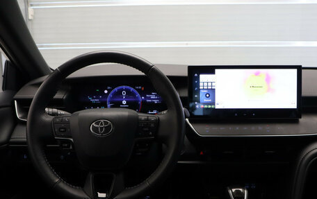 Toyota Camry, 2024 год, 3 440 000 рублей, 8 фотография