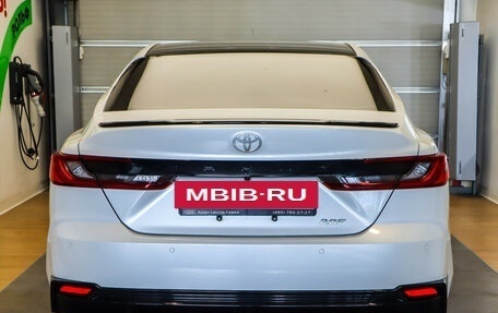 Toyota Camry, 2024 год, 3 440 000 рублей, 5 фотография