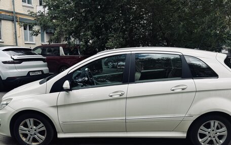 Mercedes-Benz B-Класс, 2011 год, 720 000 рублей, 5 фотография