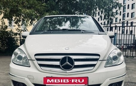 Mercedes-Benz B-Класс, 2011 год, 720 000 рублей, 2 фотография