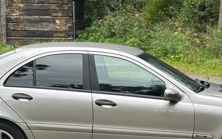 Mercedes-Benz C-Класс, 2004 год, 450 000 рублей, 13 фотография