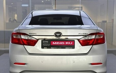 Toyota Camry, 2012 год, 1 650 000 рублей, 6 фотография