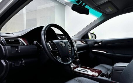 Toyota Camry, 2012 год, 1 650 000 рублей, 16 фотография