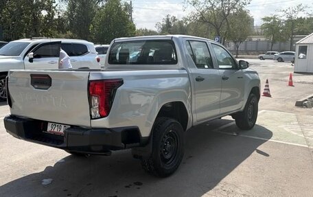 Toyota Hilux, 2026 год, 6 900 000 рублей, 2 фотография