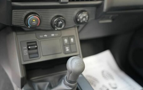 Toyota Hilux, 2026 год, 6 900 000 рублей, 7 фотография