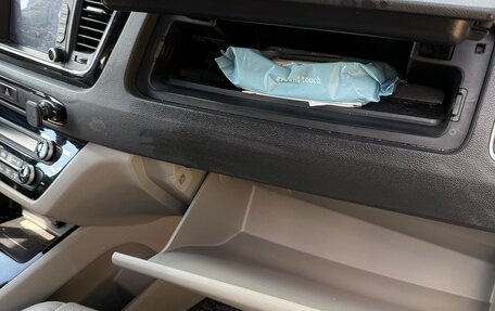 KIA Carnival III, 2018 год, 2 899 000 рублей, 18 фотография