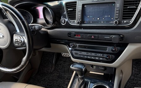 KIA Carnival III, 2018 год, 2 899 000 рублей, 20 фотография