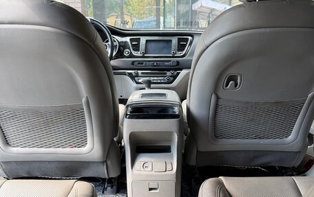 KIA Carnival III, 2018 год, 2 899 000 рублей, 27 фотография