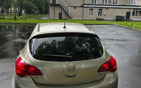 Opel Astra J, 2011 год, 389 000 рублей, 3 фотография