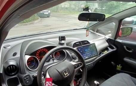 Honda Jazz II рестайлинг, 2009 год, 750 000 рублей, 11 фотография