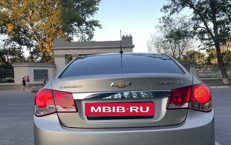 Chevrolet Cruze II, 2012 год, 700 000 рублей, 4 фотография