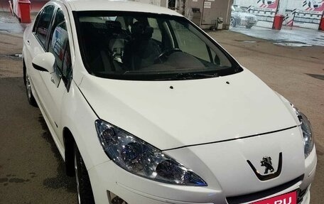 Peugeot 408 I рестайлинг, 2014 год, 770 000 рублей, 3 фотография