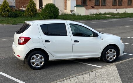 Renault Sandero II рестайлинг, 2017 год, 835 000 рублей, 4 фотография