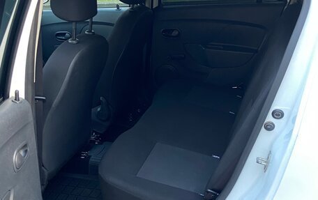 Renault Sandero II рестайлинг, 2017 год, 835 000 рублей, 17 фотография