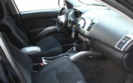 Mitsubishi Outlander III рестайлинг 3, 2008 год, 910 000 рублей, 12 фотография