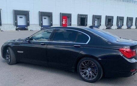 BMW 7 серия, 2010 год, 1 080 000 рублей, 3 фотография