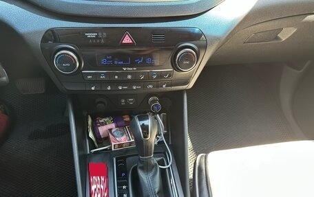 Hyundai Tucson III, 2016 год, 1 860 000 рублей, 17 фотография