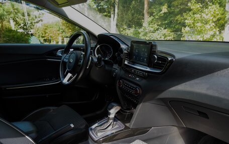 KIA cee'd III, 2019 год, 1 800 000 рублей, 19 фотография