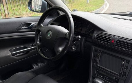 Skoda Superb III рестайлинг, 2007 год, 340 000 рублей, 20 фотография