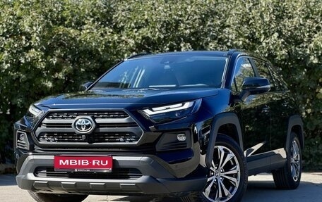 Toyota RAV4, 2025 год, 3 890 000 рублей, 1 фотография