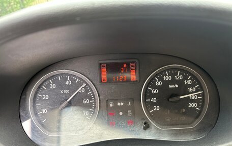 Renault Sandero I, 2013 год, 385 000 рублей, 11 фотография