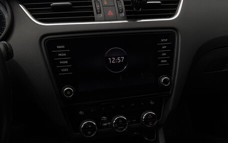Skoda Octavia, 2018 год, 1 910 000 рублей, 8 фотография