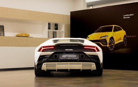 Lamborghini Huracán, 2022 год, 21 900 000 рублей, 6 фотография